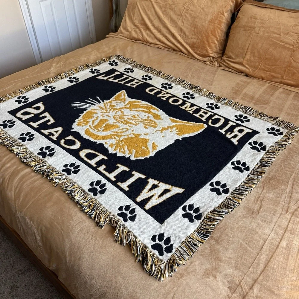 Richmond Hill Wildcats Throw‎ Blanket Tapestry 38 x 50 High School Football